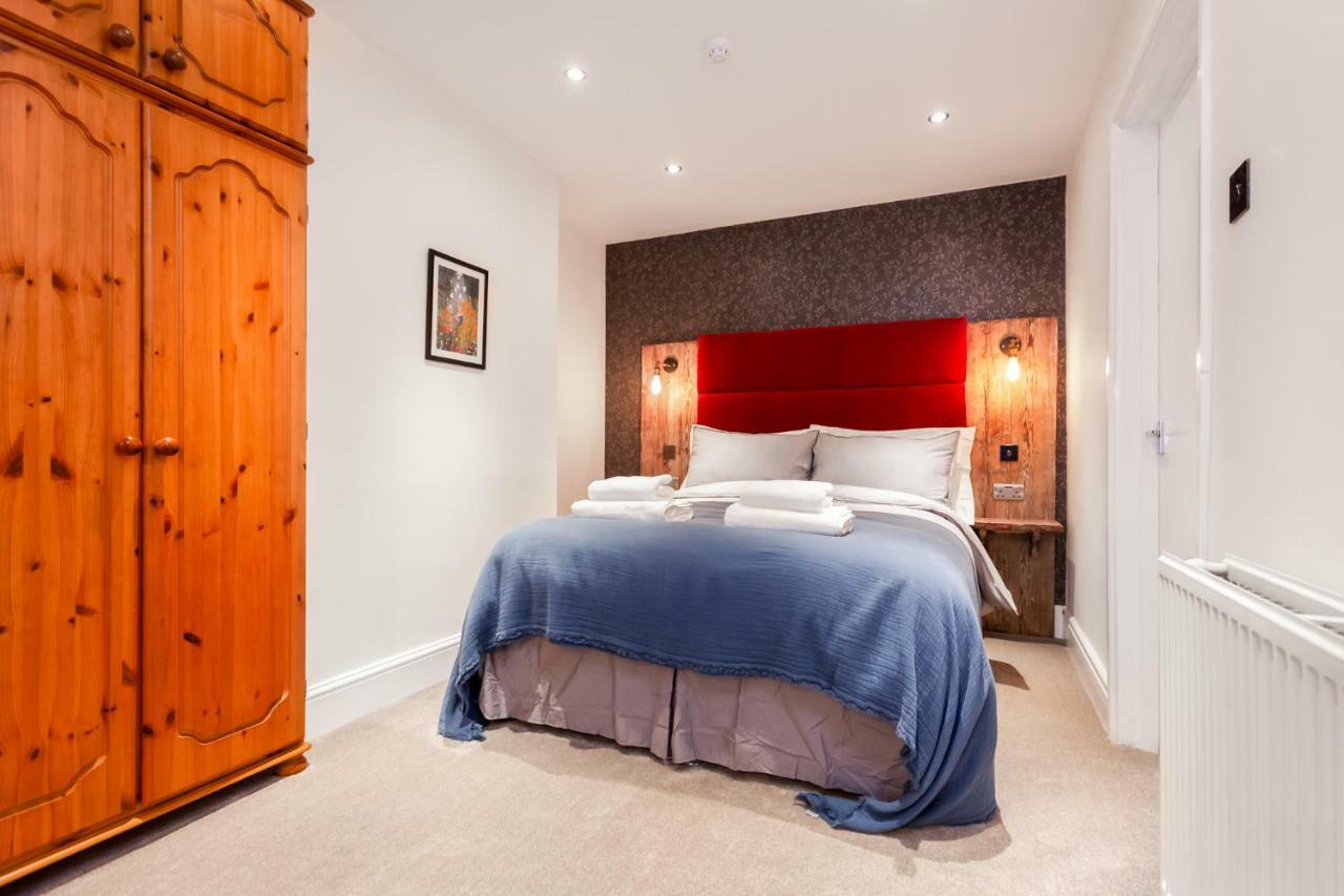 Gorgeous Town Centre Apt With Courtyard Garden Bournemouth Zewnętrze zdjęcie